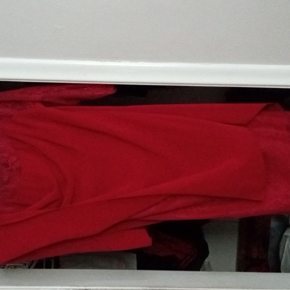 Dress - Picture 2 of 3